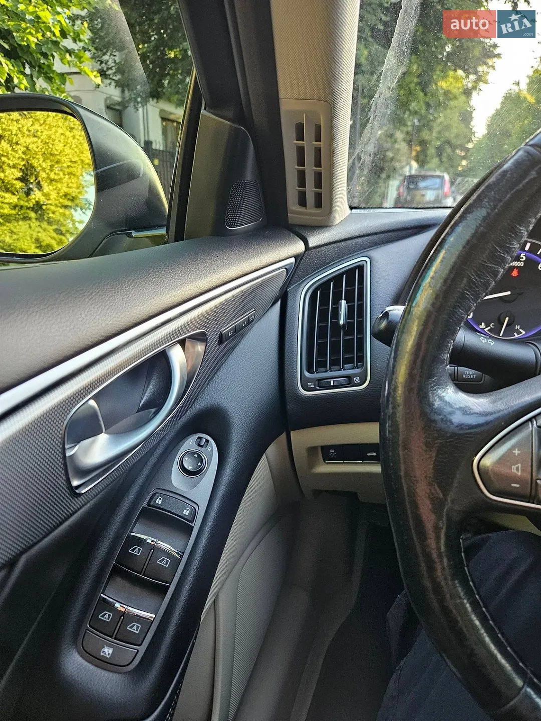 2016 Infiniti Q50 - мініатюра 16