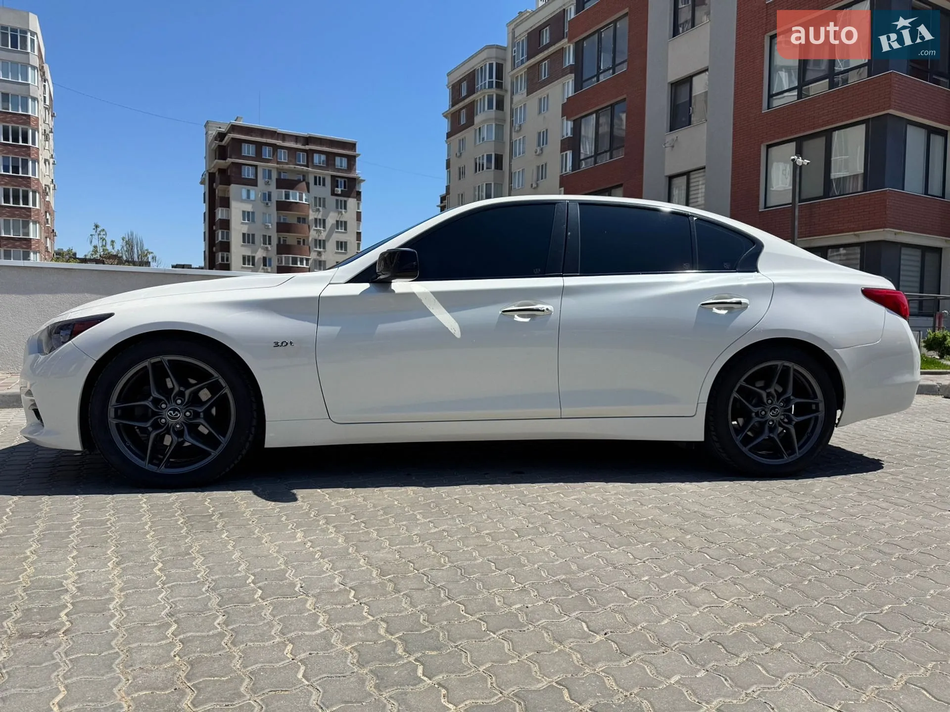 2016 Infiniti Q50 - мініатюра 3