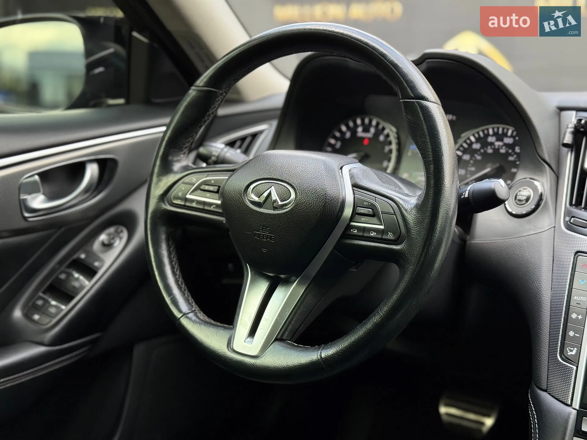 2018 Infiniti Q50 - мініатюра 17