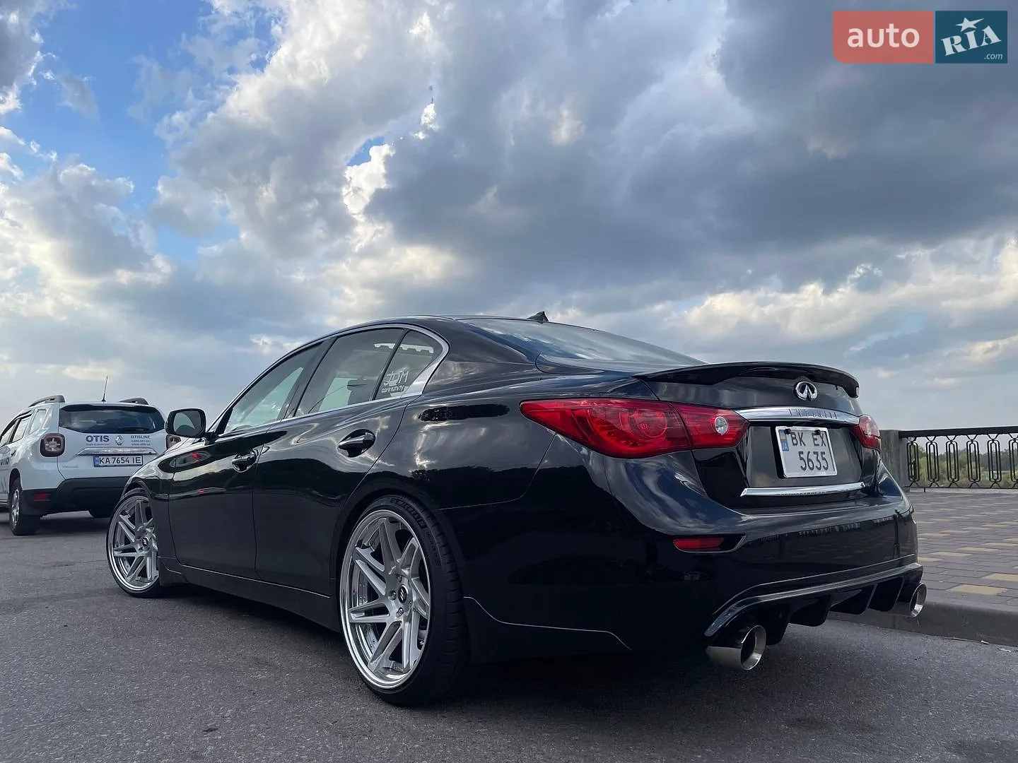 2015 Infiniti Q50 - мініатюра 2