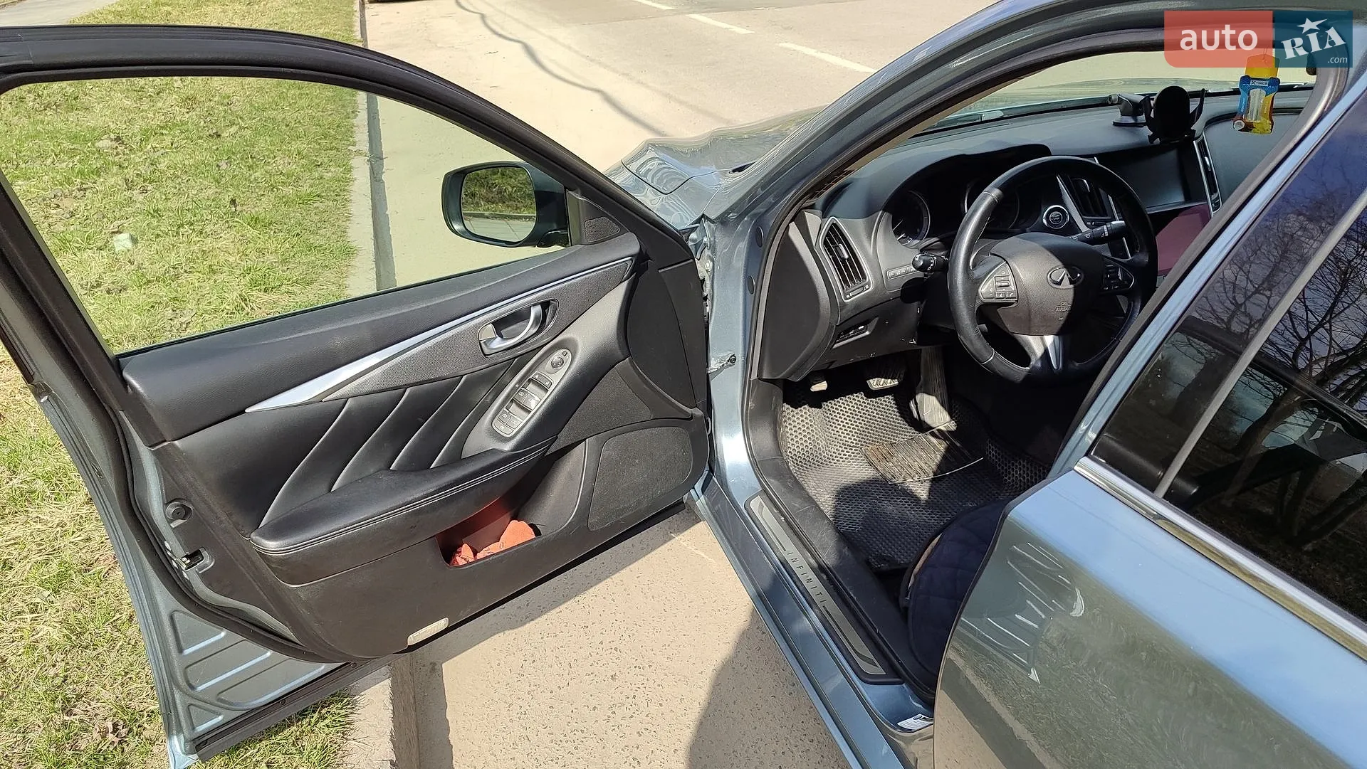 2015 Infiniti Q50 - мініатюра 4