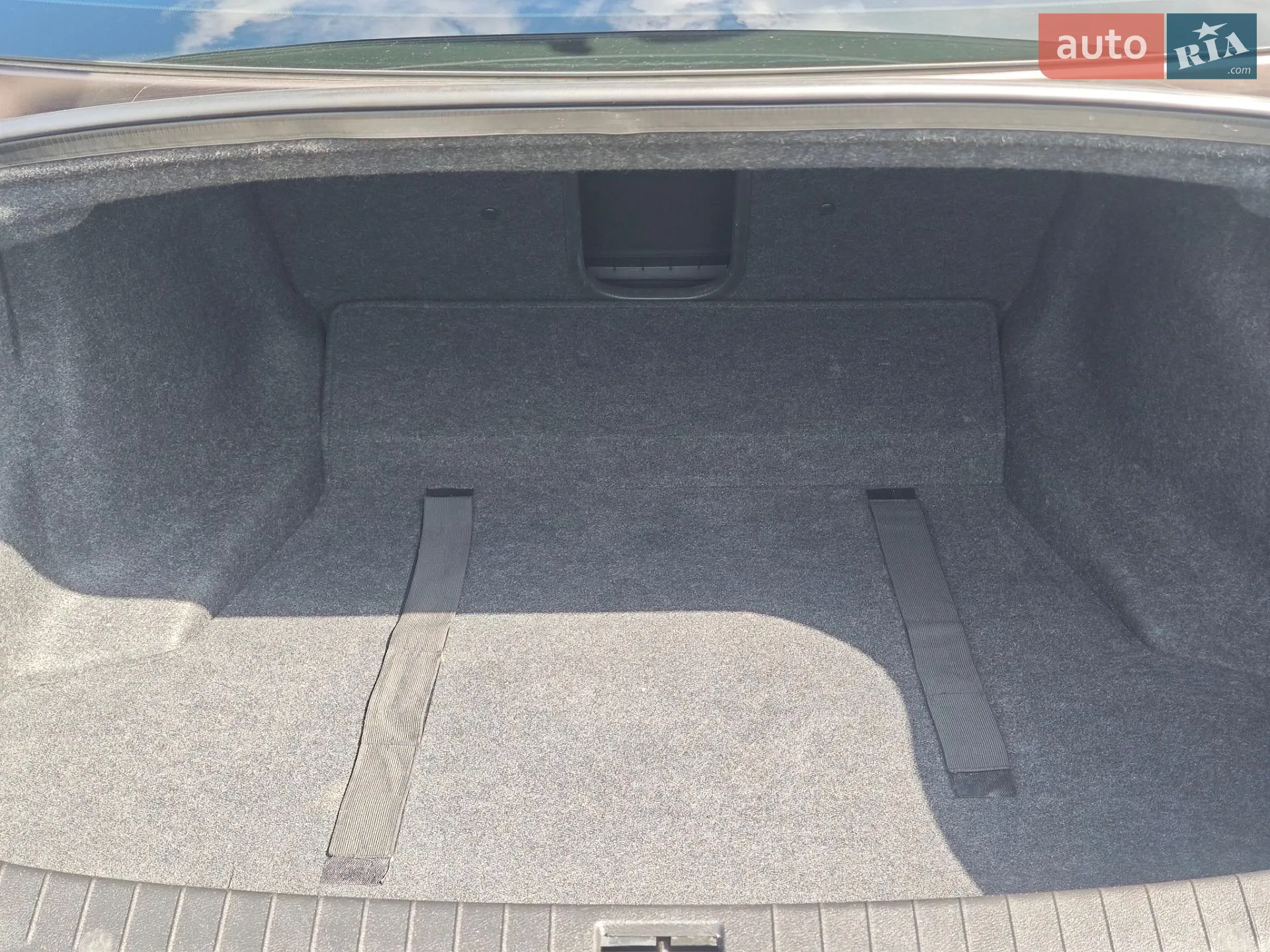 2015 Infiniti Q50 - мініатюра 21