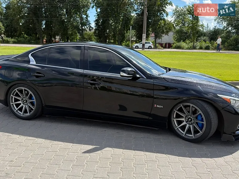 Infiniti Q50 2016