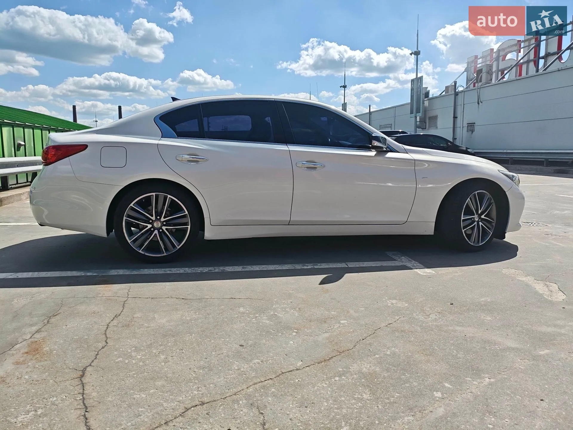 2015 Infiniti Q50 - мініатюра 8
