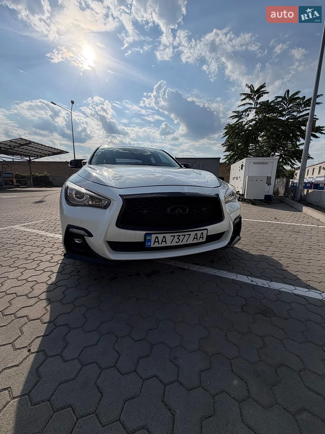 2017 Infiniti Q50 - мініатюра 4