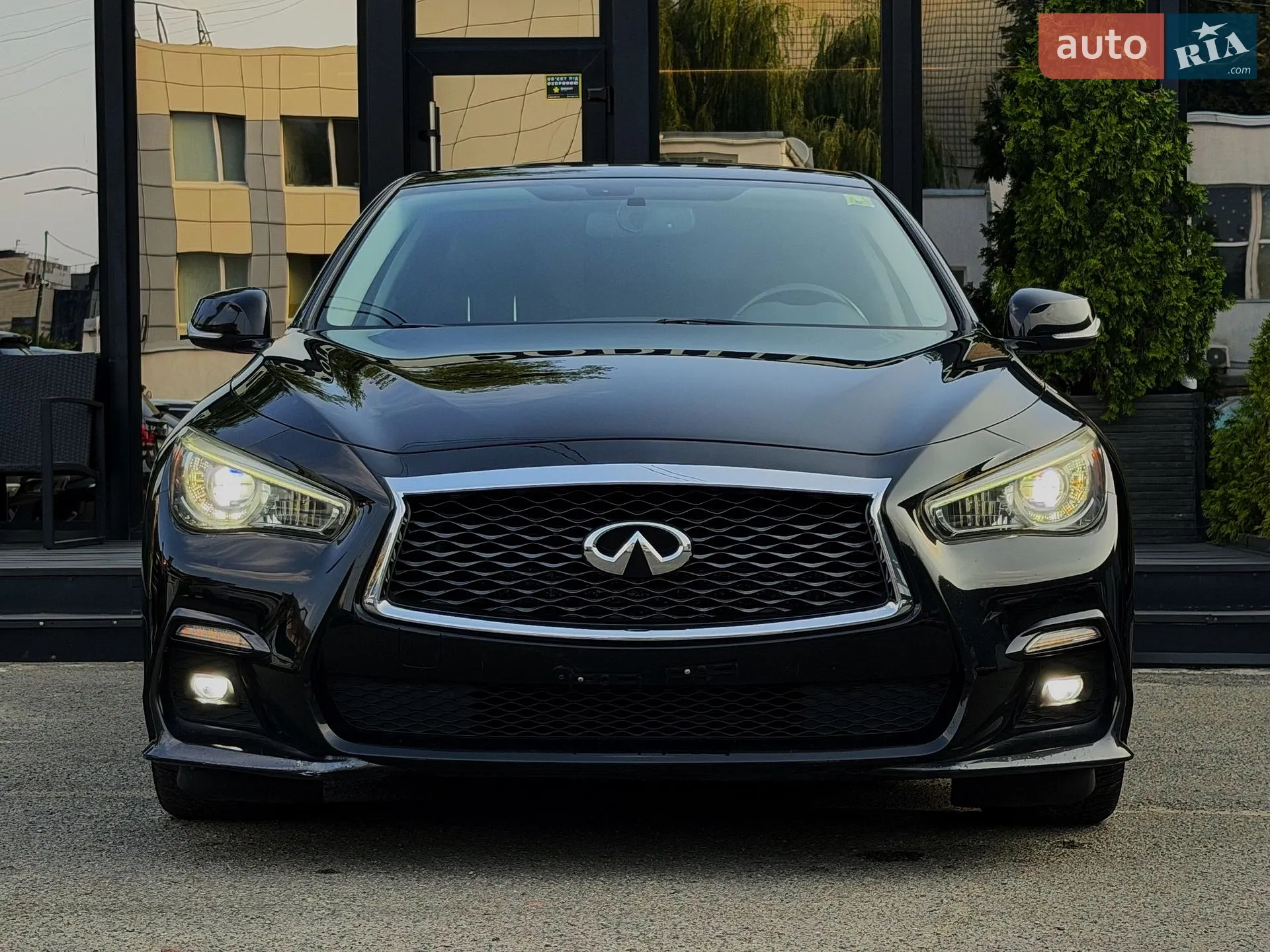 2017 Infiniti Q50 - мініатюра 2