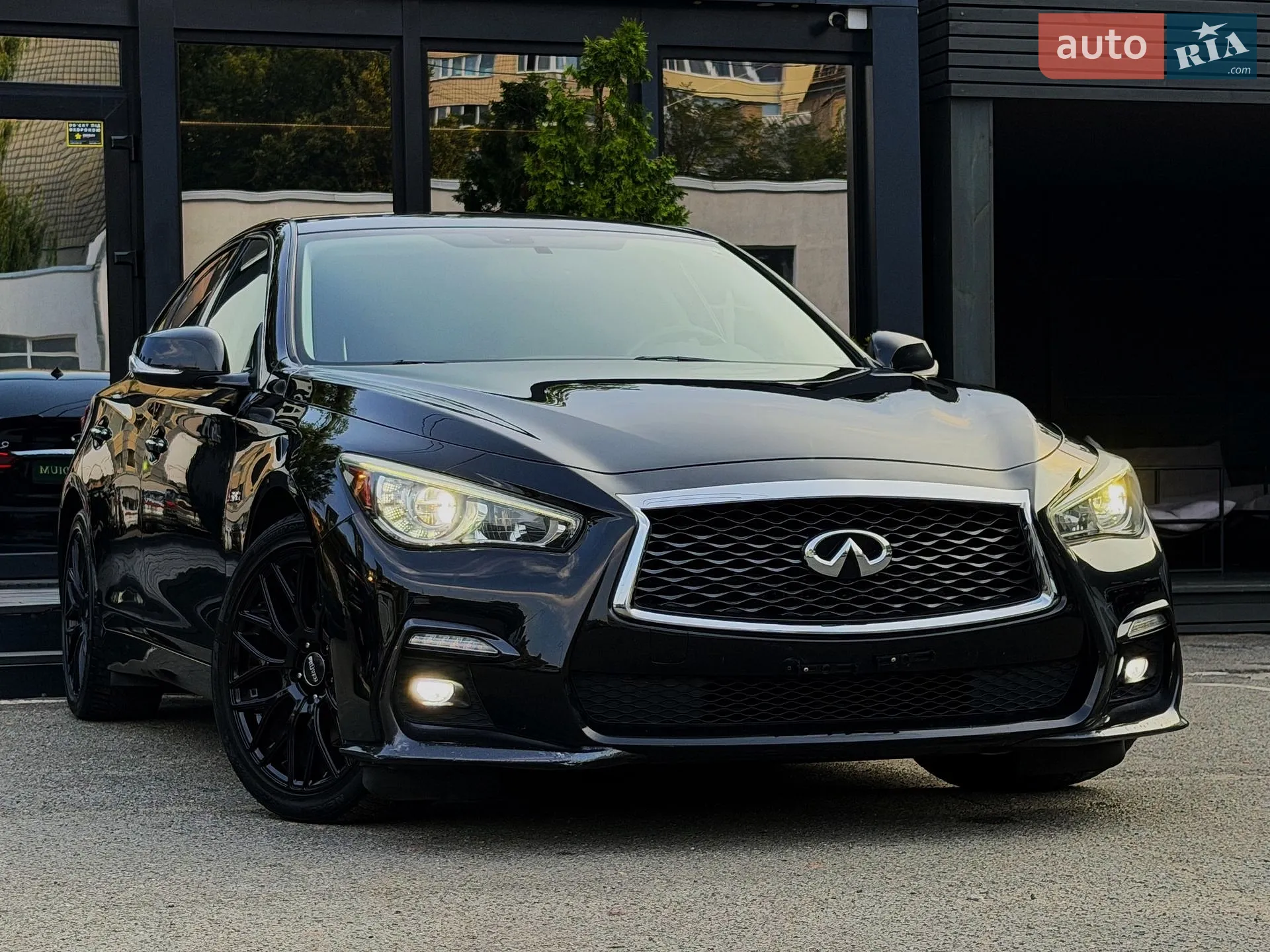 2017 Infiniti Q50 - мініатюра 11