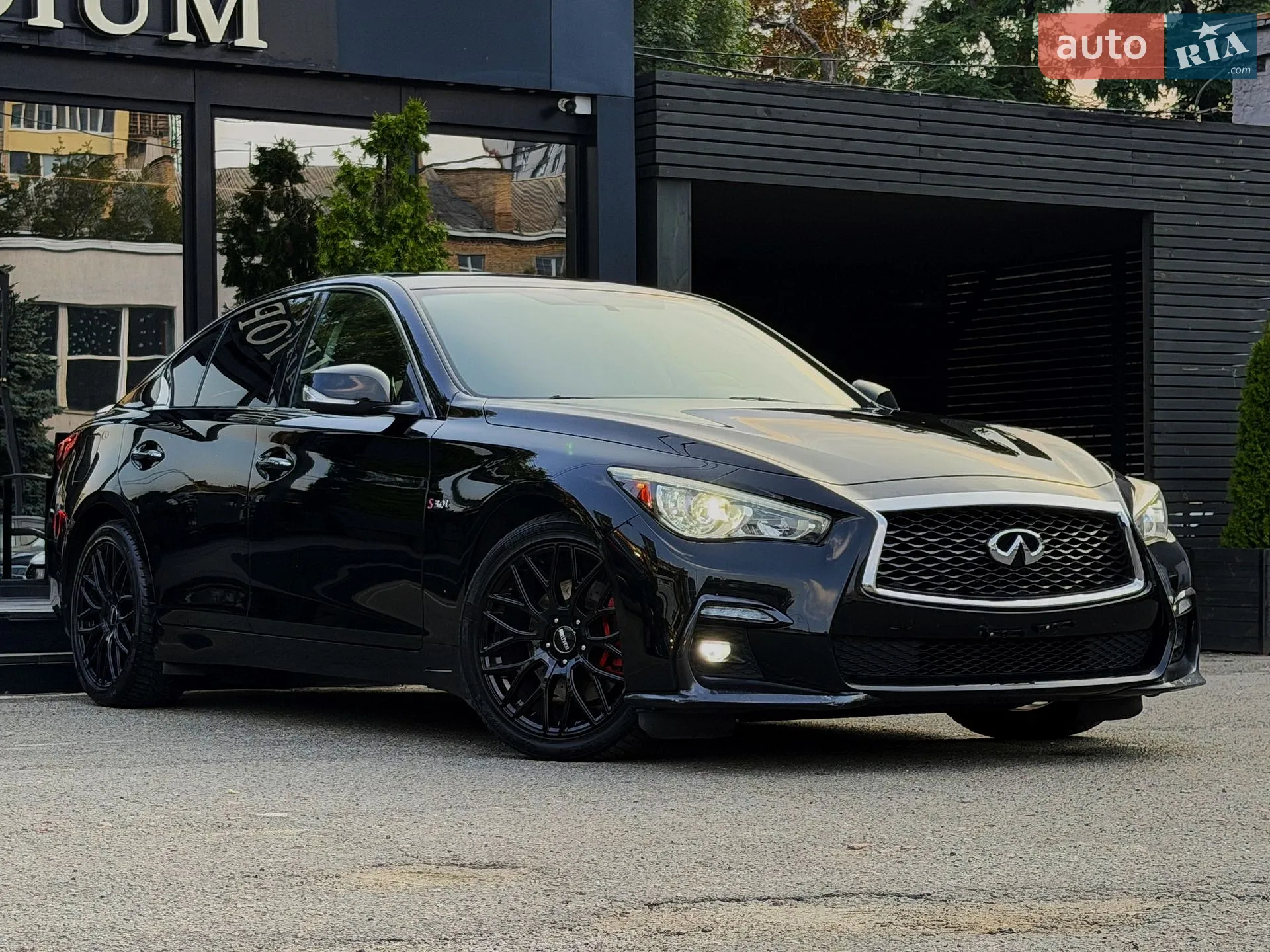 2017 Infiniti Q50 - фото 1