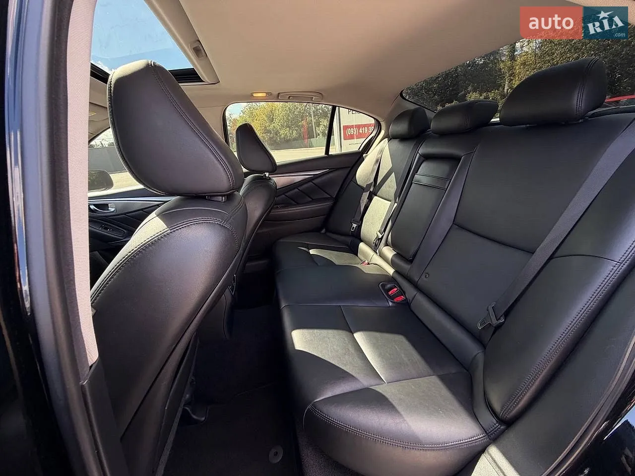 2014 Infiniti Q50 - мініатюра 17