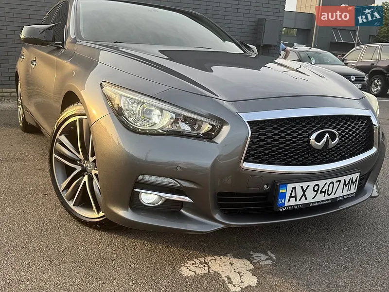 Infiniti Q50