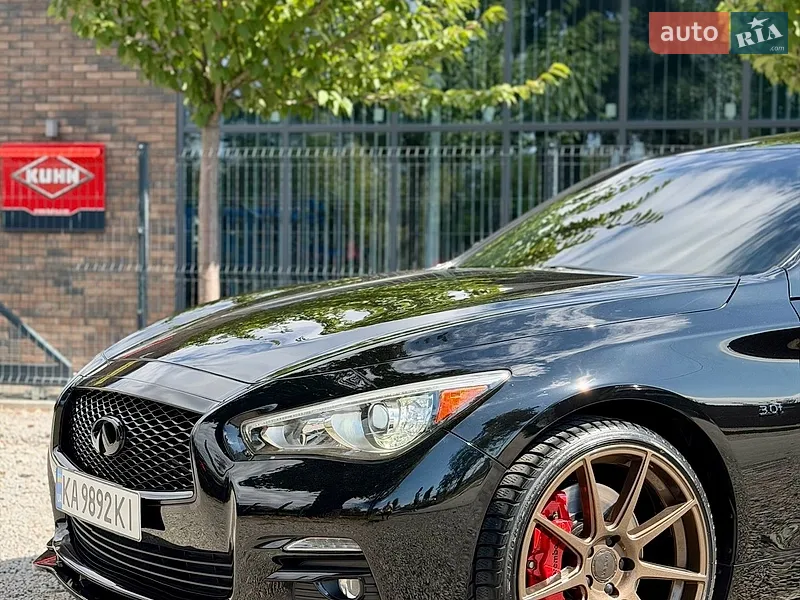 Infiniti Q50