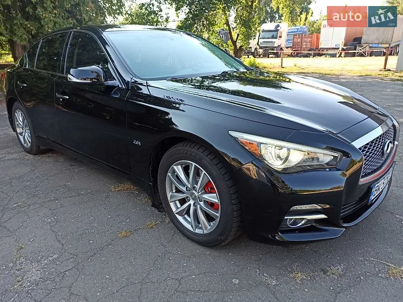 Infiniti Q50 2016
