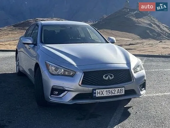 Infiniti Q50
