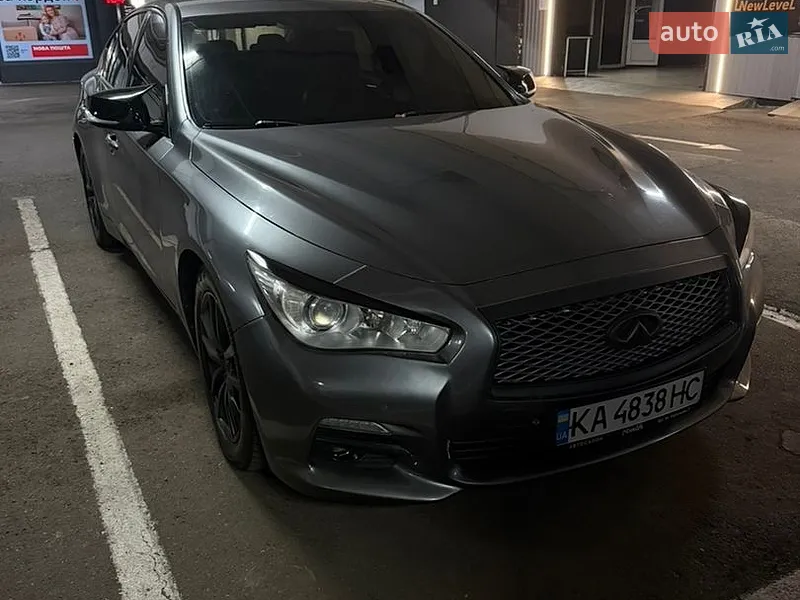 Infiniti Q50 2015