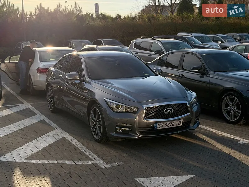 Infiniti Q50