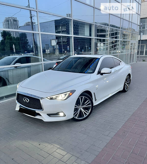 Купе Infiniti Q60 2017 в Киеве