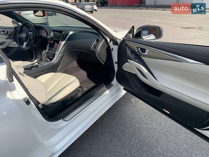 Купе Infiniti Q60 2016 в Києві