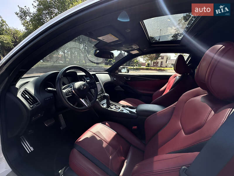 Купе Infiniti Q60 2019 в Львові