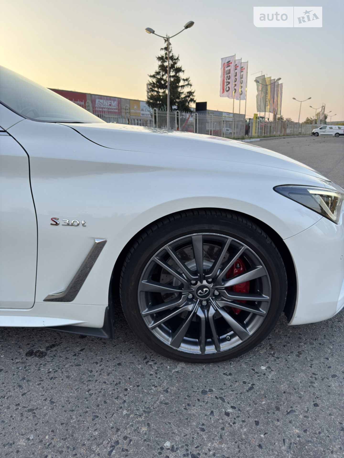 2016 Infiniti Q60 - мініатюра 5