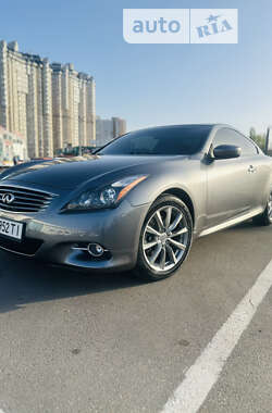 Купе Infiniti Q60 2015 в Одесі