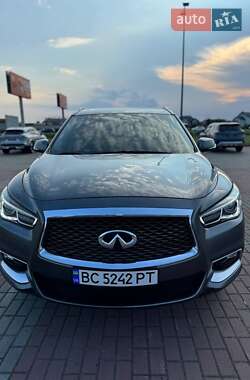 Купе Infiniti Q60 2016 в Львові