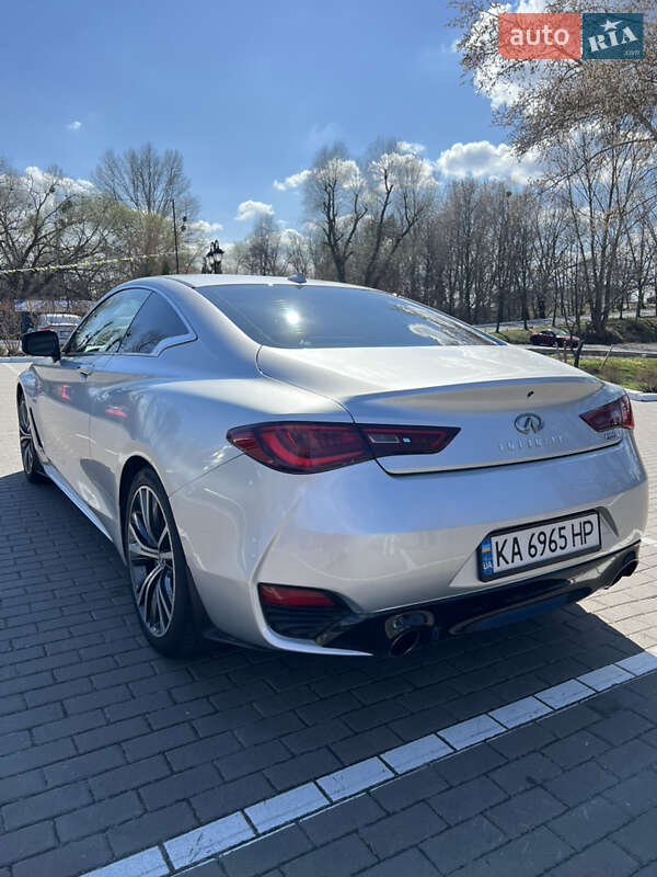 Купе Infiniti Q60 2016 в Киеве