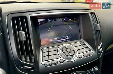Купе Infiniti Q60 2015 в 