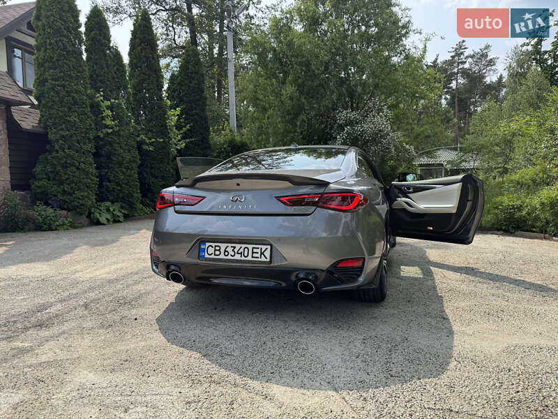 Купе Infiniti Q60 2016 в Киеве