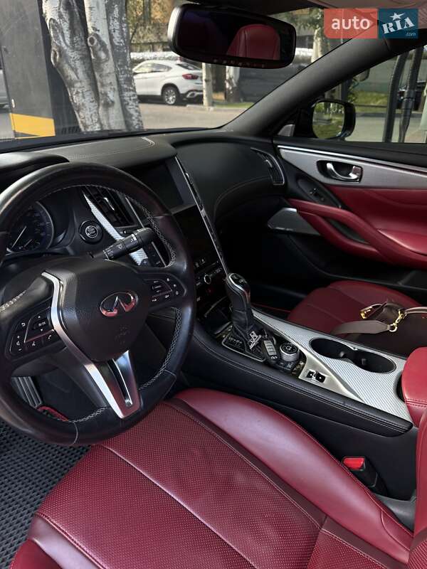 Купе Infiniti Q60 2016 в Днепре