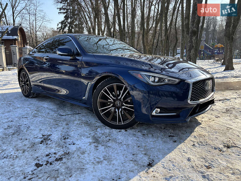 Купе Infiniti Q60 2016 в 