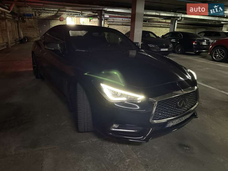 Купе Infiniti Q60 2016 в Киеве