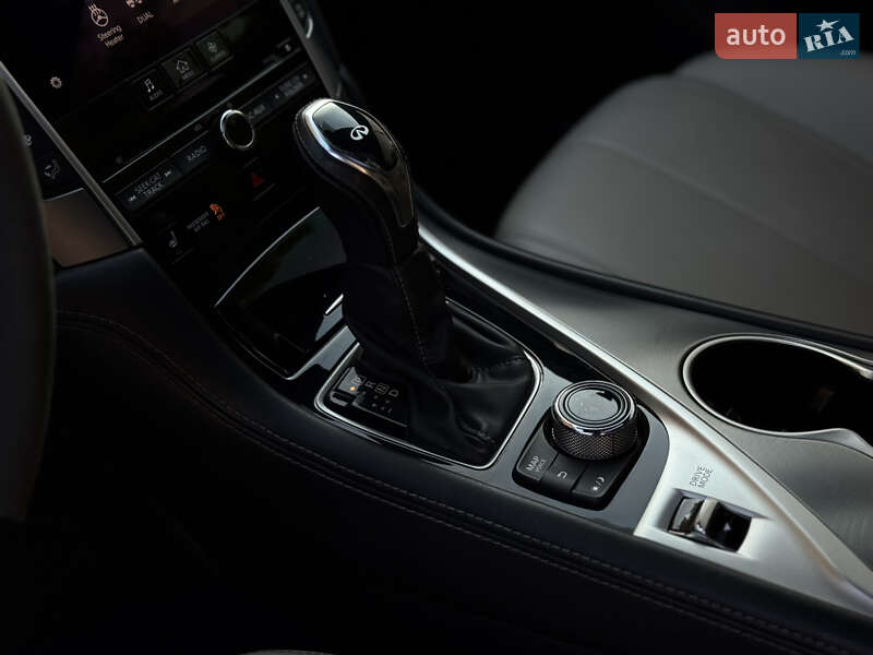 Купе Infiniti Q60 2018 в Днепре