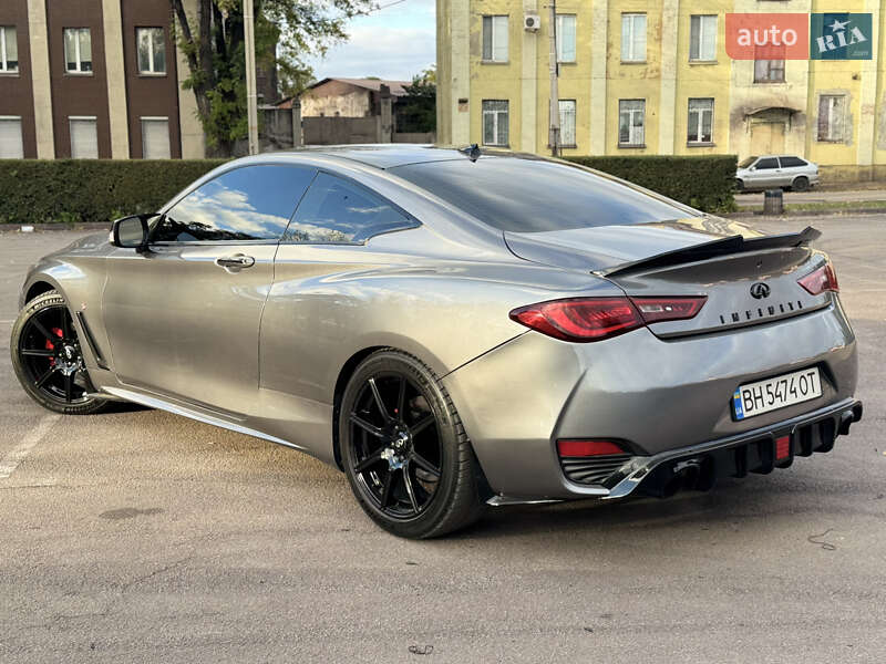 Купе Infiniti Q60 2016 в Дніпрі