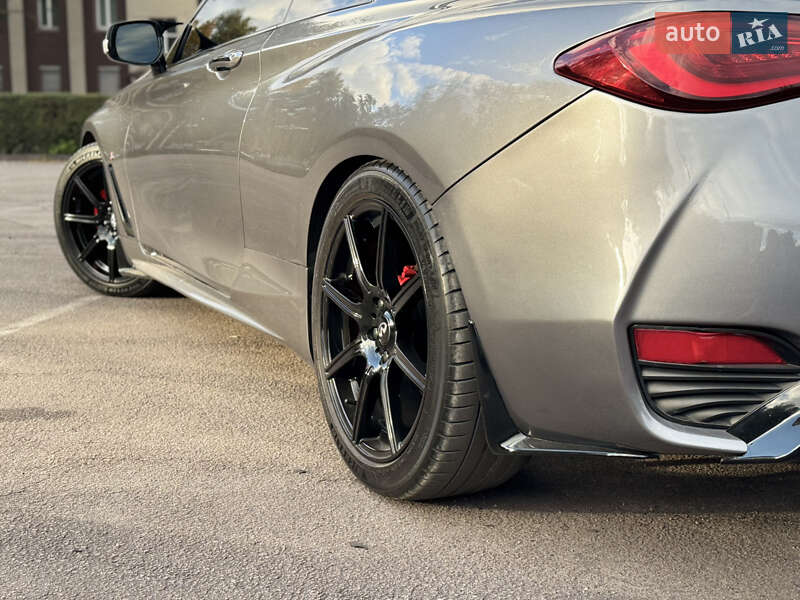Купе Infiniti Q60 2016 в Дніпрі