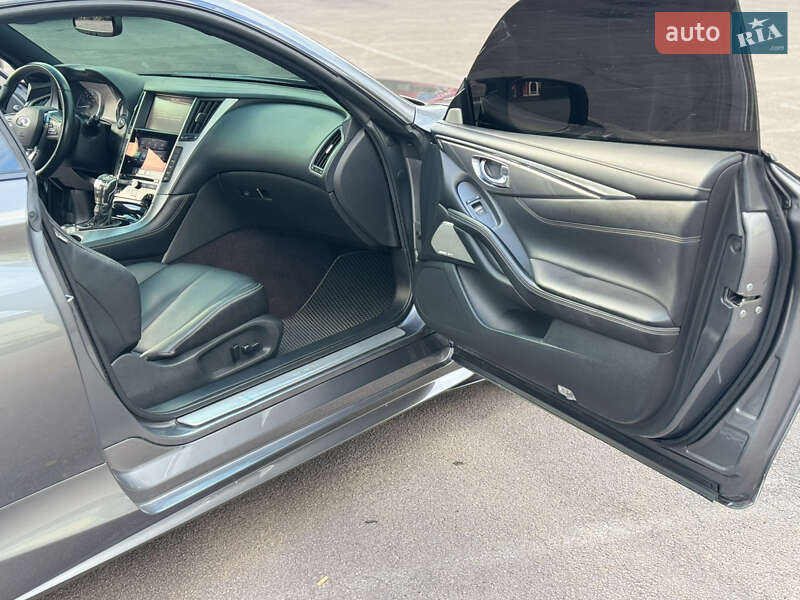 Купе Infiniti Q60 2016 в Дніпрі