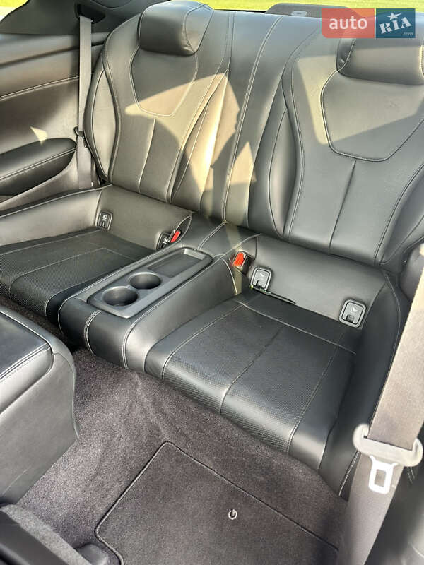 Купе Infiniti Q60 2016 в Києві фото 26 Купе Infiniti Q60 2016 в Києві