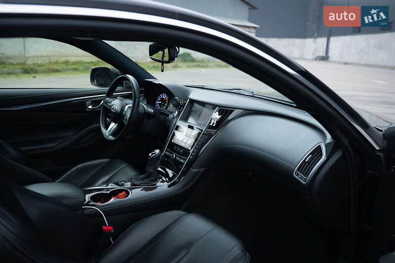 Купе Infiniti Q60 2016 в Києві фото 31 Купе Infiniti Q60 2016 в Києві