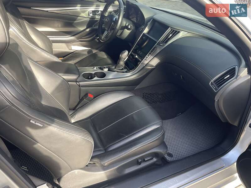 Купе Infiniti Q60 2019 в Дніпрі