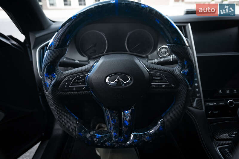 Купе Infiniti Q60 2017 в Киеве