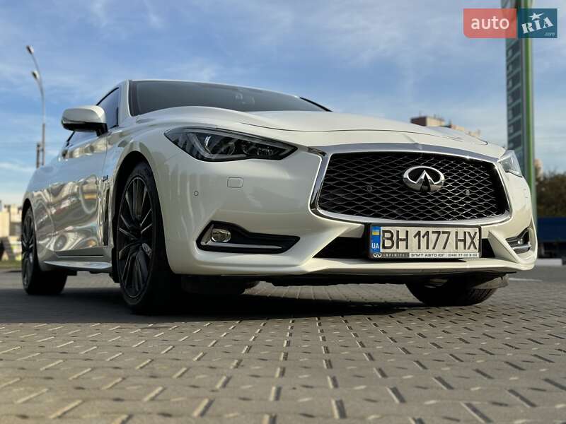 Купе Infiniti Q60 2017 в Киеве фото 4 Купе Infiniti Q60 2017 в Киеве
