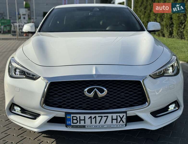 Купе Infiniti Q60 2017 в Киеве фото 13 Купе Infiniti Q60 2017 в Киеве