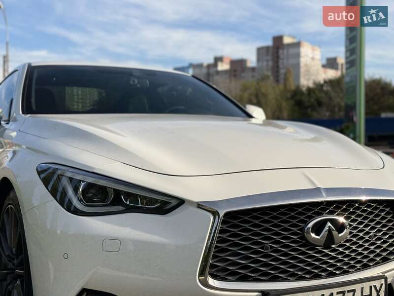 Купе Infiniti Q60 2017 в Киеве фото 37 Купе Infiniti Q60 2017 в Киеве