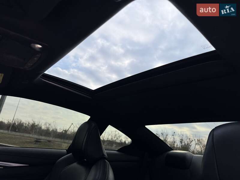 Купе Infiniti Q60 2020 в Киеве