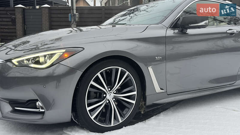 Купе Infiniti Q60 2016 в Киеве