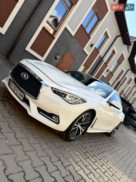 Infiniti Q60 2016