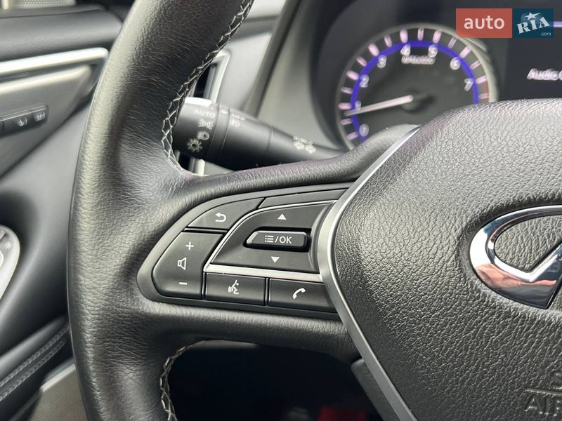 Купе Infiniti Q60 2018 в Киеве