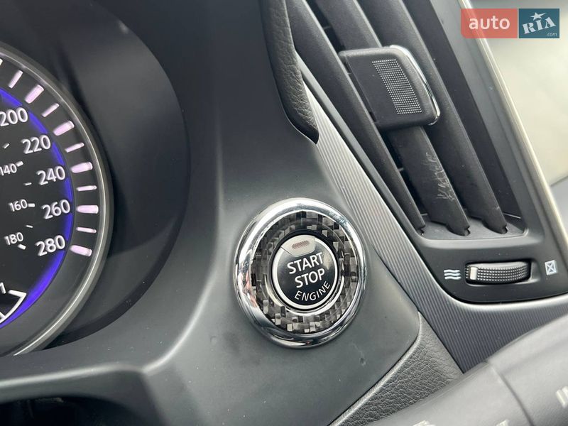 Купе Infiniti Q60 2018 в Киеве