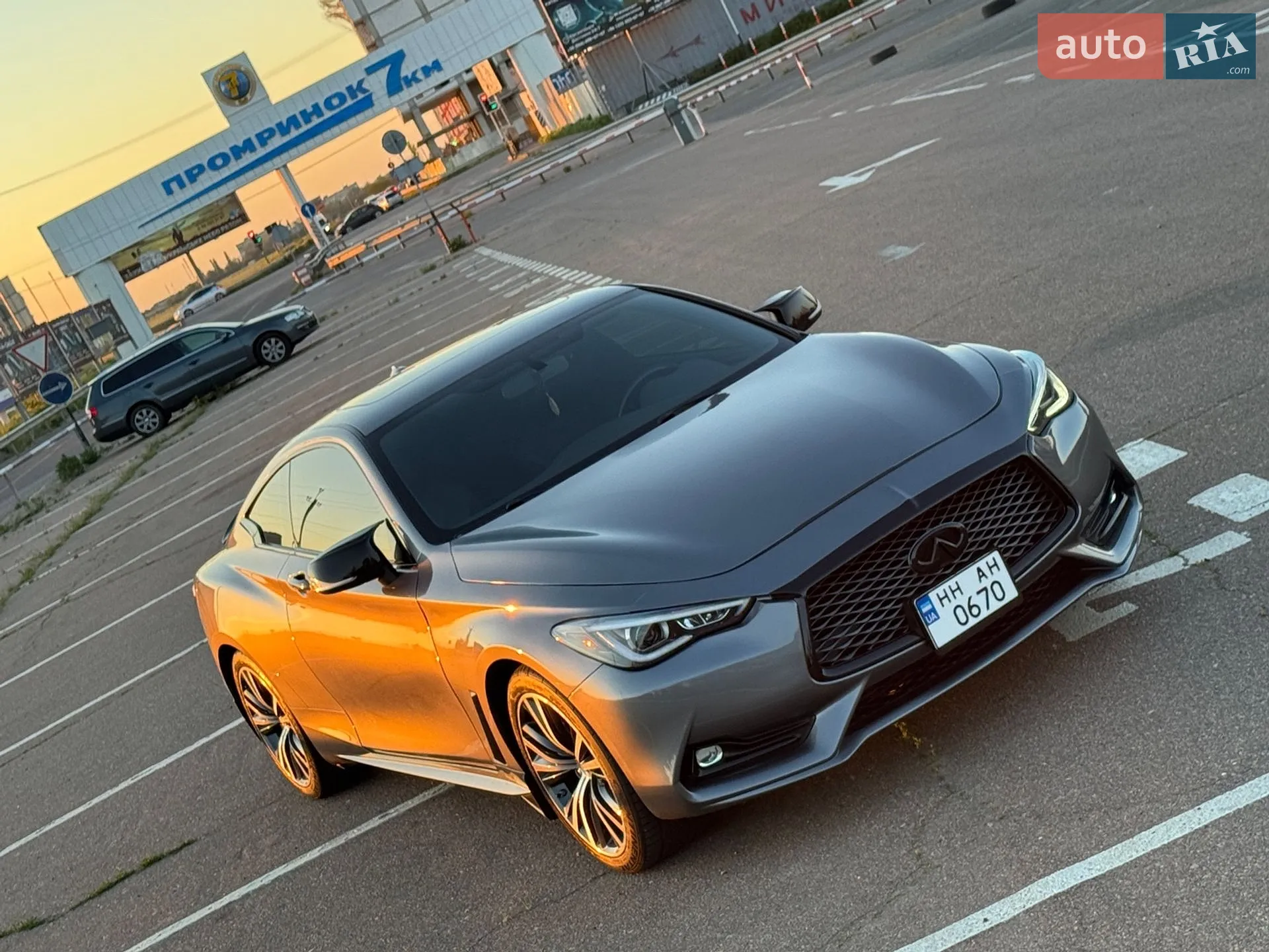 2017 Infiniti Q60 - мініатюра 3