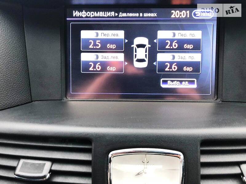 Седан Infiniti Q70 2014 в Львове