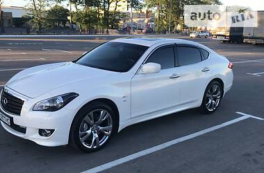 Седан Infiniti Q70 2014 в Одесі